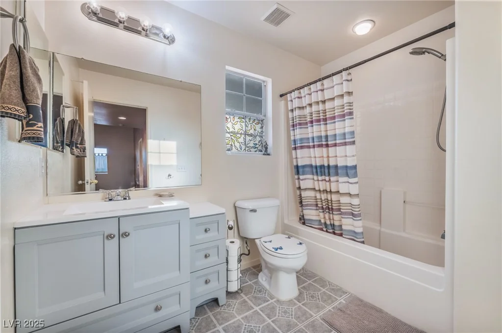 6738 Cinnabar Coast, North Las Vegas, NV 89084