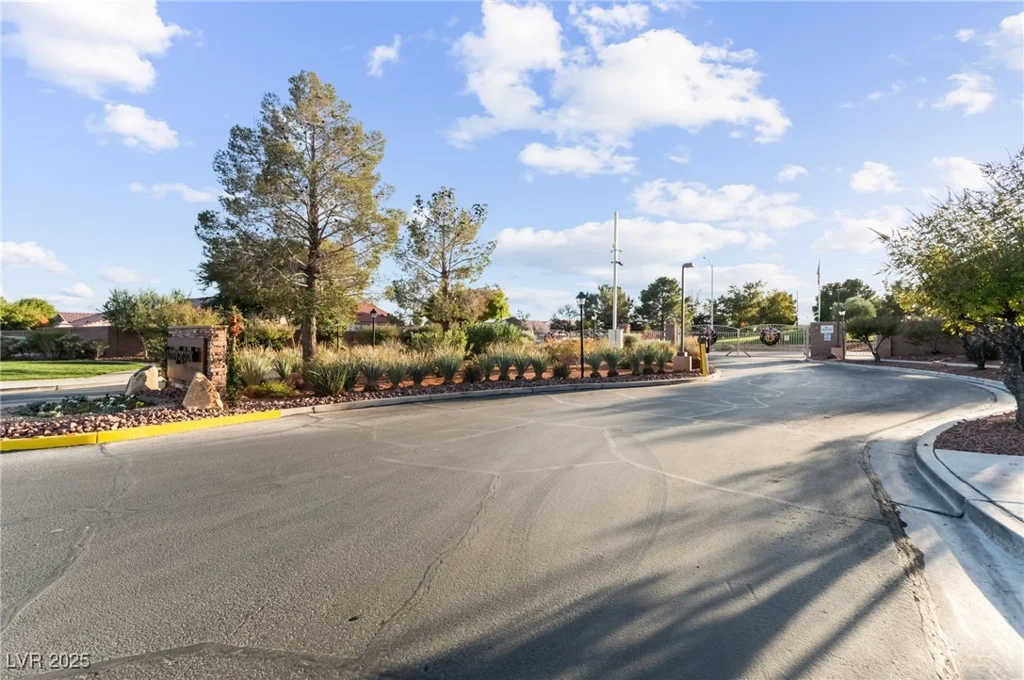 6738 Cinnabar Coast, North Las Vegas, NV 89084