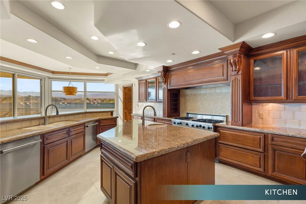 9103 Alta, Las Vegas, NV 89145