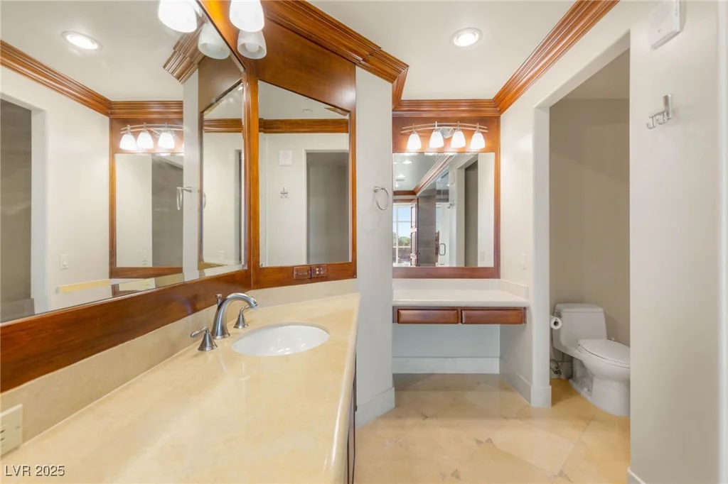 9103 Alta, Las Vegas, NV 89145