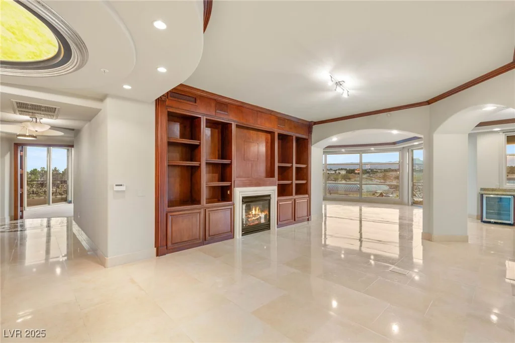 9103 Alta, Las Vegas, NV 89145