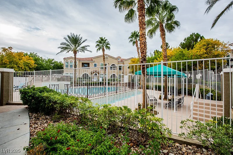 10001 Peace, Las Vegas, NV 89147
