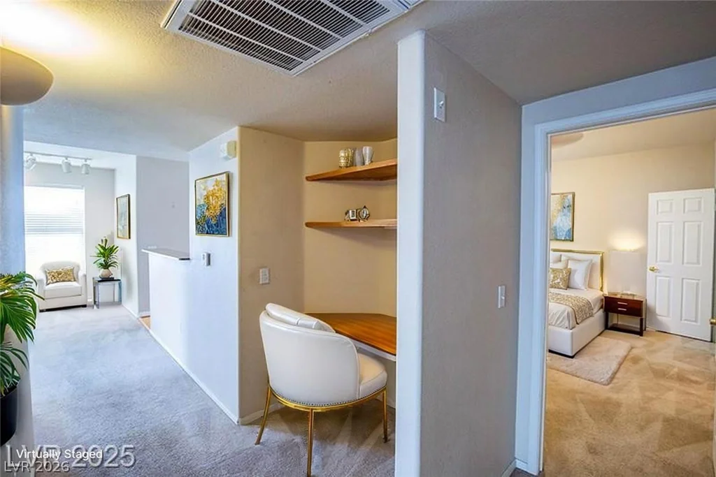 10001 Peace, Las Vegas, NV 89147