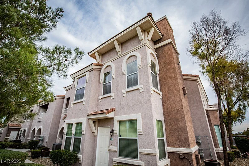 10001 Peace, Las Vegas, NV 89147