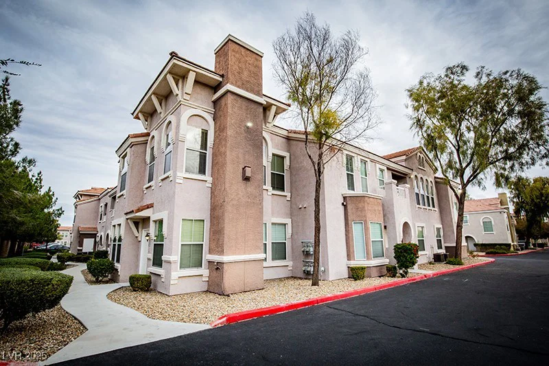 10001 Peace, Las Vegas, NV 89147