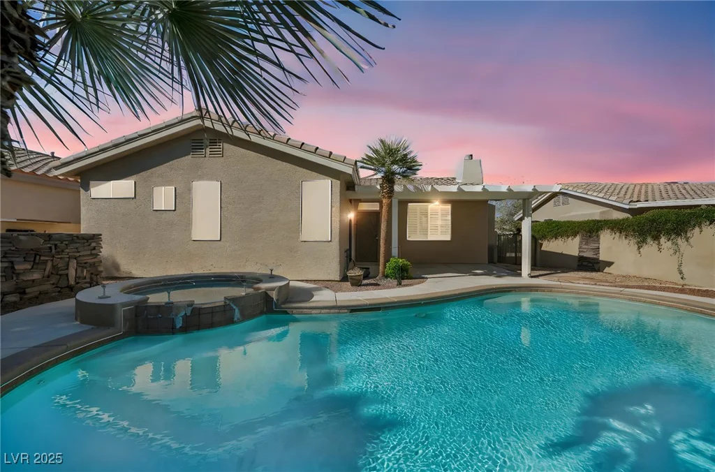 2569 Wiltshire, Henderson, NV 89052