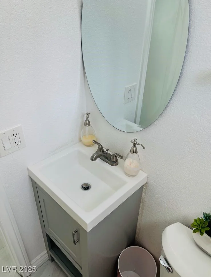 4042 Avonwood, Las Vegas, NV 89121