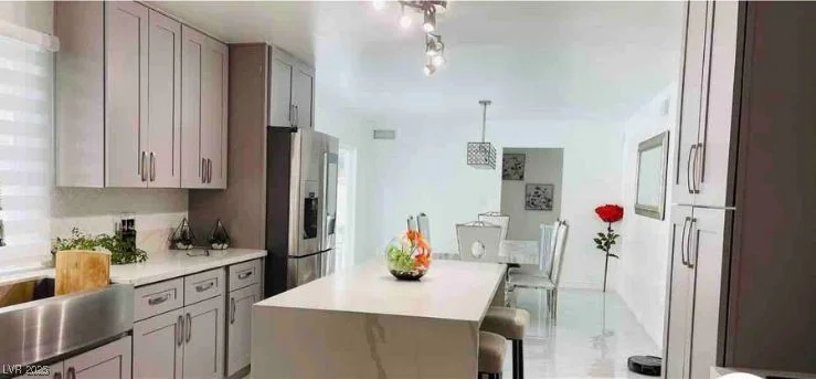 4042 Avonwood, Las Vegas, NV 89121