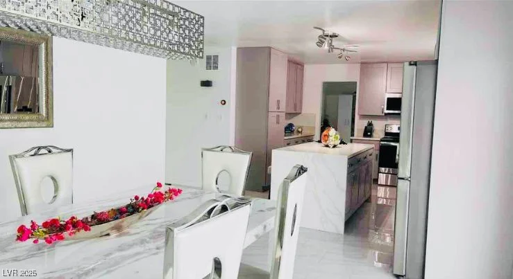 4042 Avonwood, Las Vegas, NV 89121