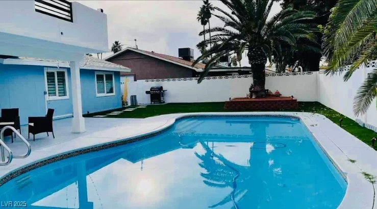 4042 Avonwood, Las Vegas, NV 89121