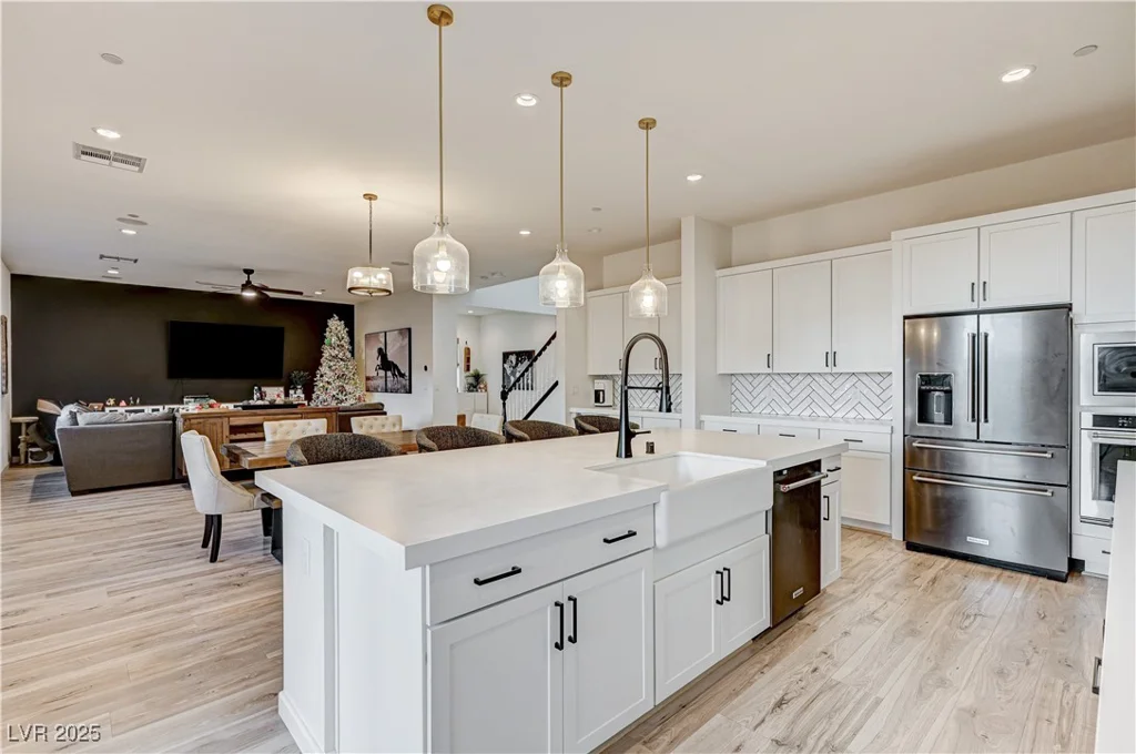 10136 Sequoia Glen, Las Vegas, NV 89166