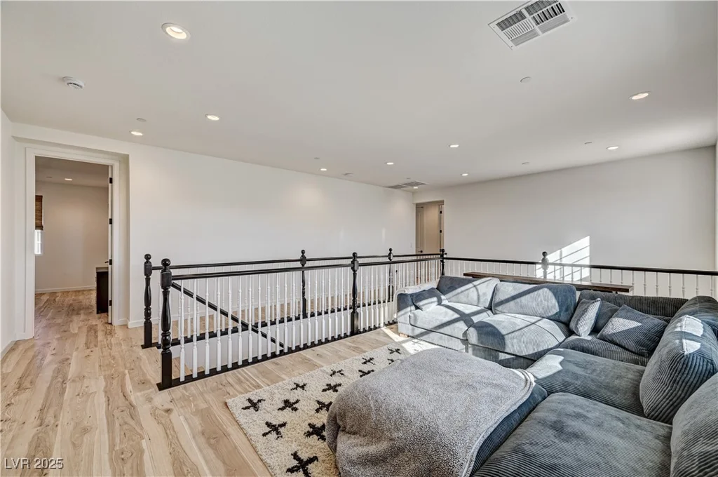 10136 Sequoia Glen, Las Vegas, NV 89166