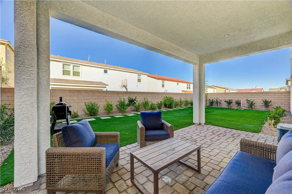 10136 Sequoia Glen, Las Vegas, NV 89166