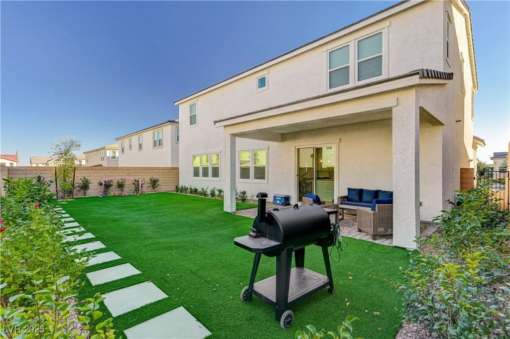 10136 Sequoia Glen, Las Vegas, NV 89166