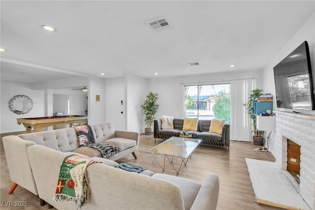 3153 Elmrock, Las Vegas, NV 89121