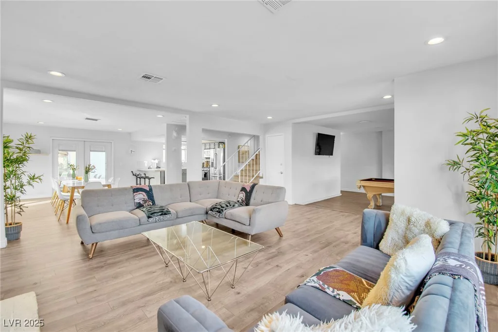 3153 Elmrock, Las Vegas, NV 89121