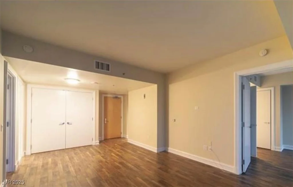 2700 Las Vegas, Las Vegas, NV 89109