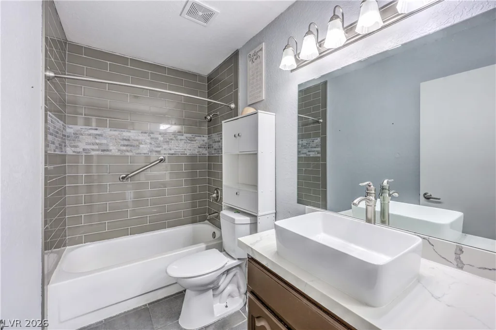 7753 Cherry River, Las Vegas, NV 89145