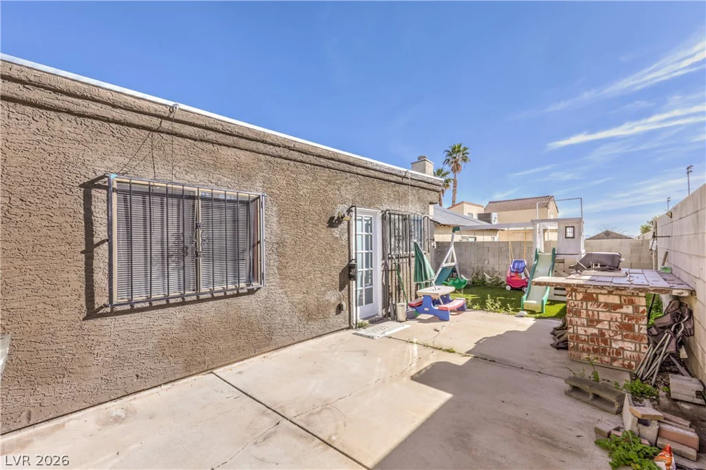 7753 Cherry River, Las Vegas, NV 89145