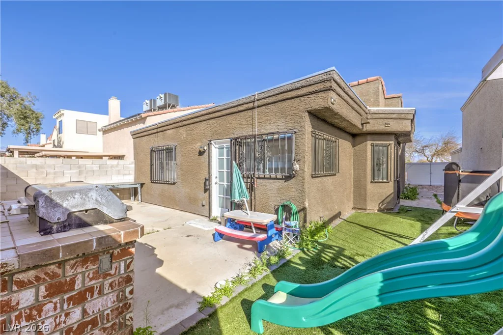 7753 Cherry River, Las Vegas, NV 89145