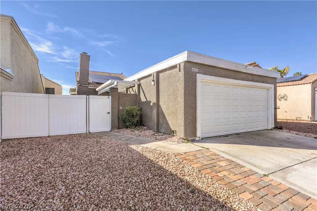 7753 Cherry River, Las Vegas, NV 89145