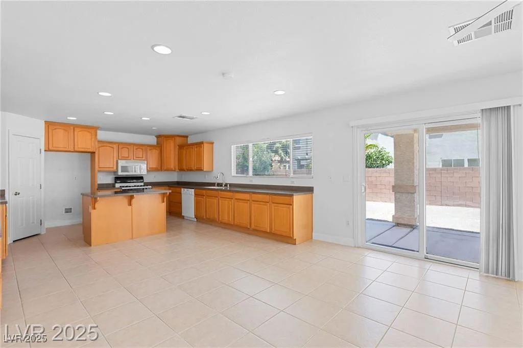 5396 Valley Wells, Las Vegas, NV 89113