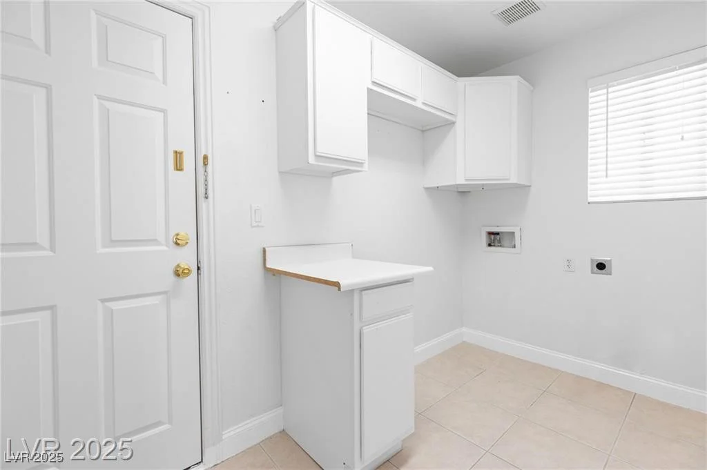 5396 Valley Wells, Las Vegas, NV 89113