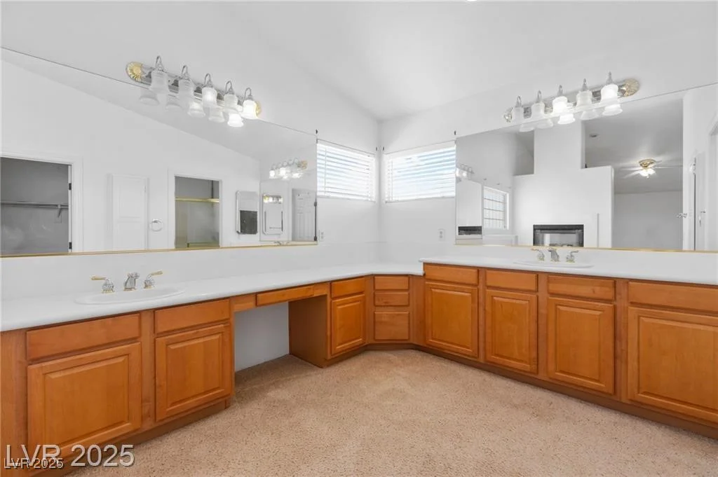 5396 Valley Wells, Las Vegas, NV 89113