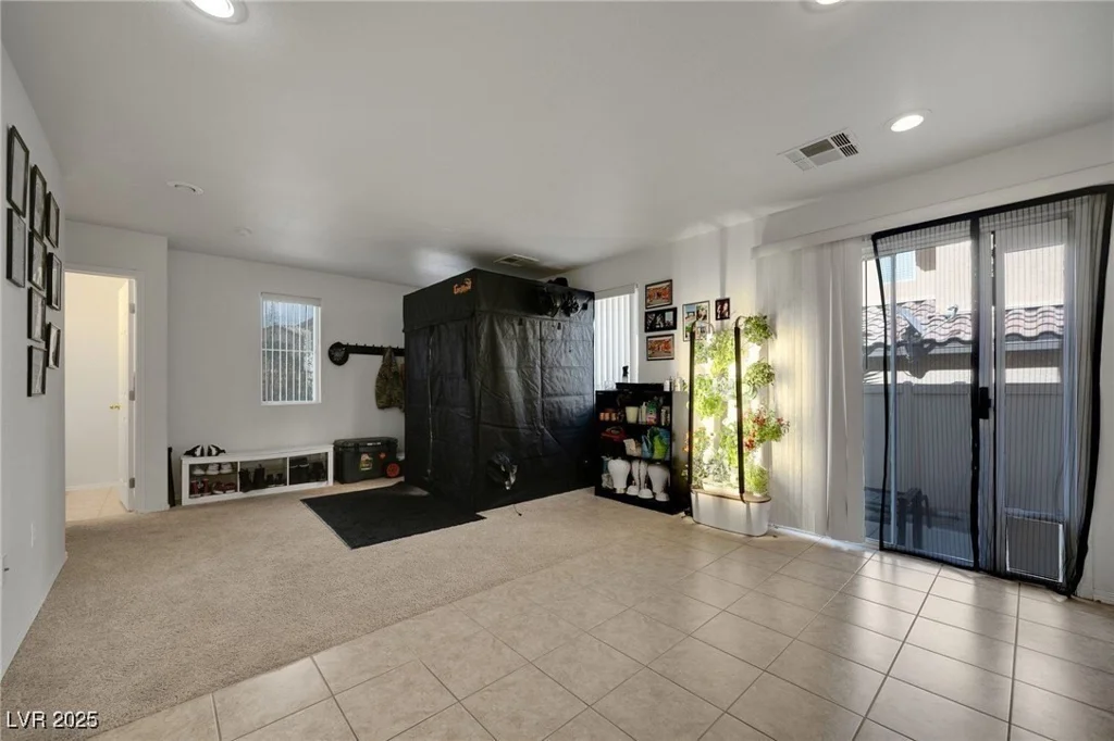 9053 Starling Wing, Las Vegas, NV 89143