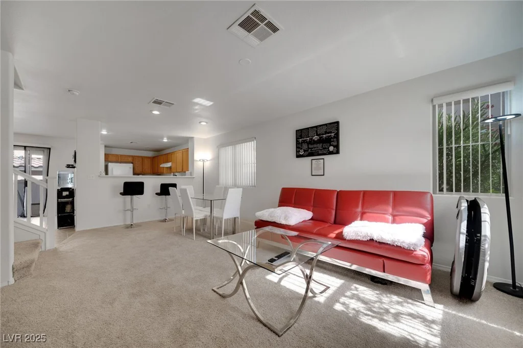 9053 Starling Wing, Las Vegas, NV 89143
