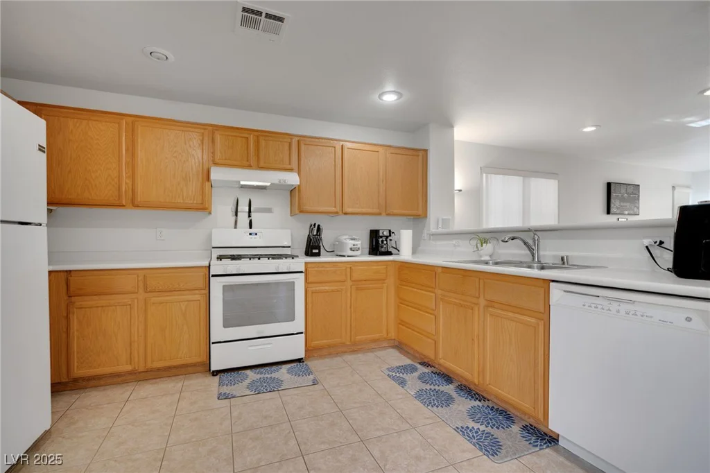 9053 Starling Wing, Las Vegas, NV 89143
