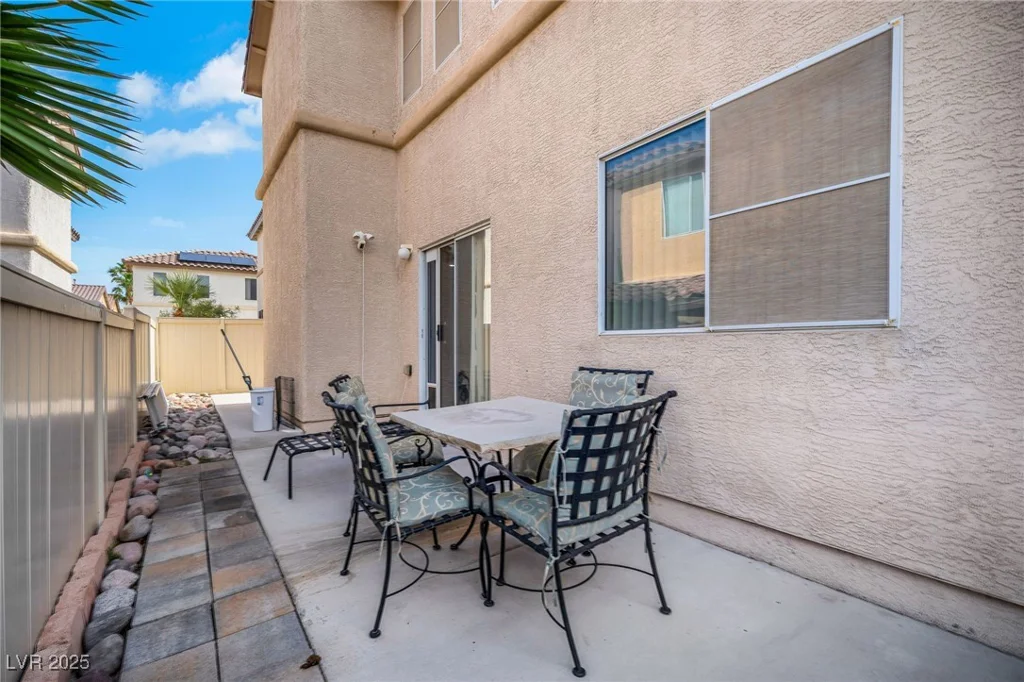 9053 Starling Wing, Las Vegas, NV 89143