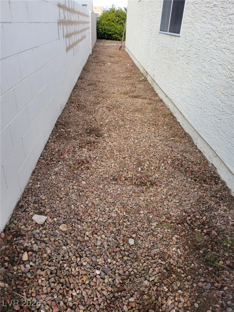 6382 Canyon Dawn, Las Vegas, NV 89108