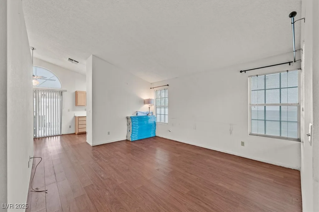 6382 Canyon Dawn, Las Vegas, NV 89108