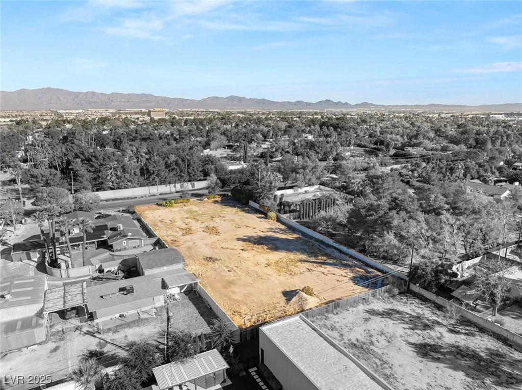 2715 Alta, Las Vegas, NV 89107