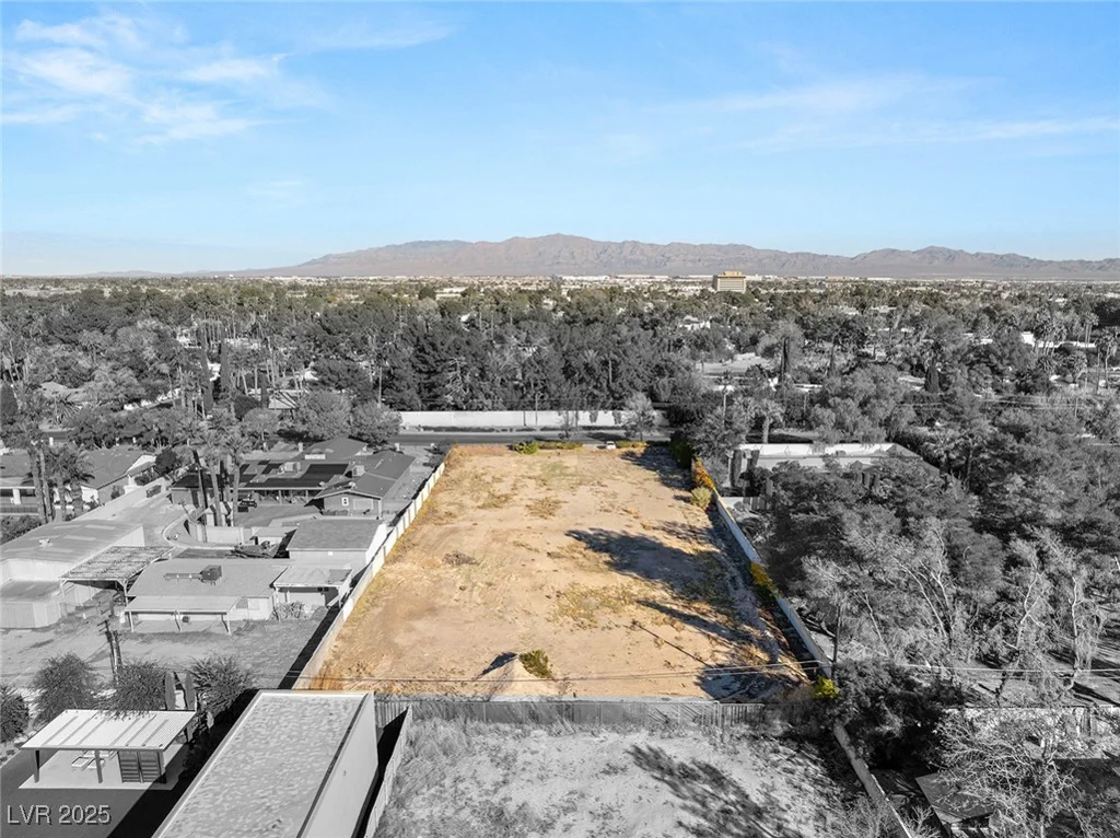 2715 Alta, Las Vegas, NV 89107