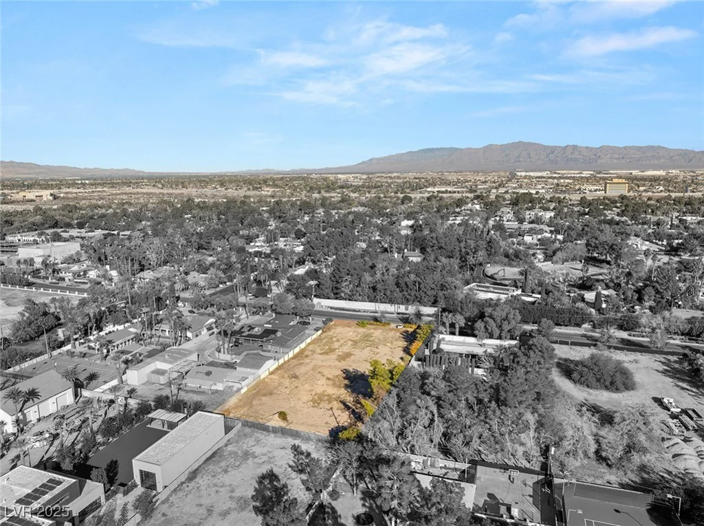 2715 Alta, Las Vegas, NV 89107