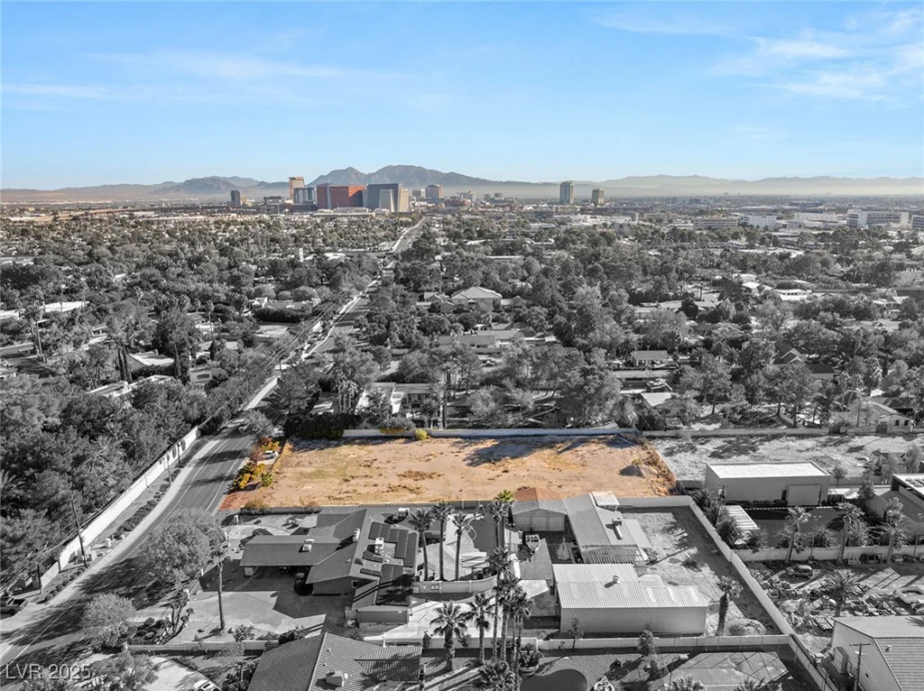 2715 Alta, Las Vegas, NV 89107