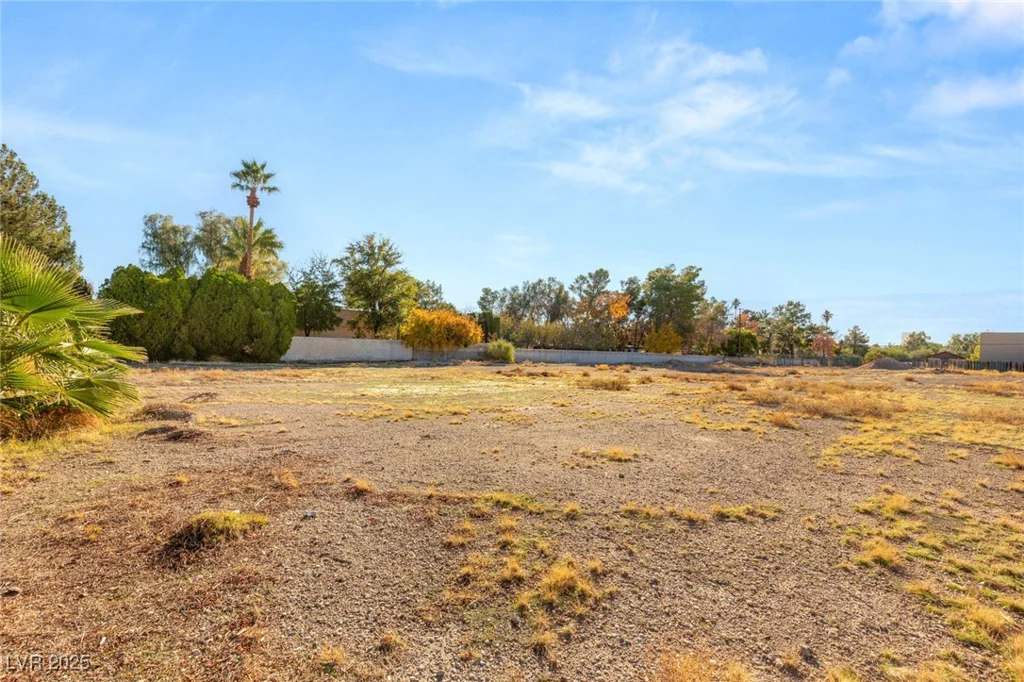 2715 Alta, Las Vegas, NV 89107