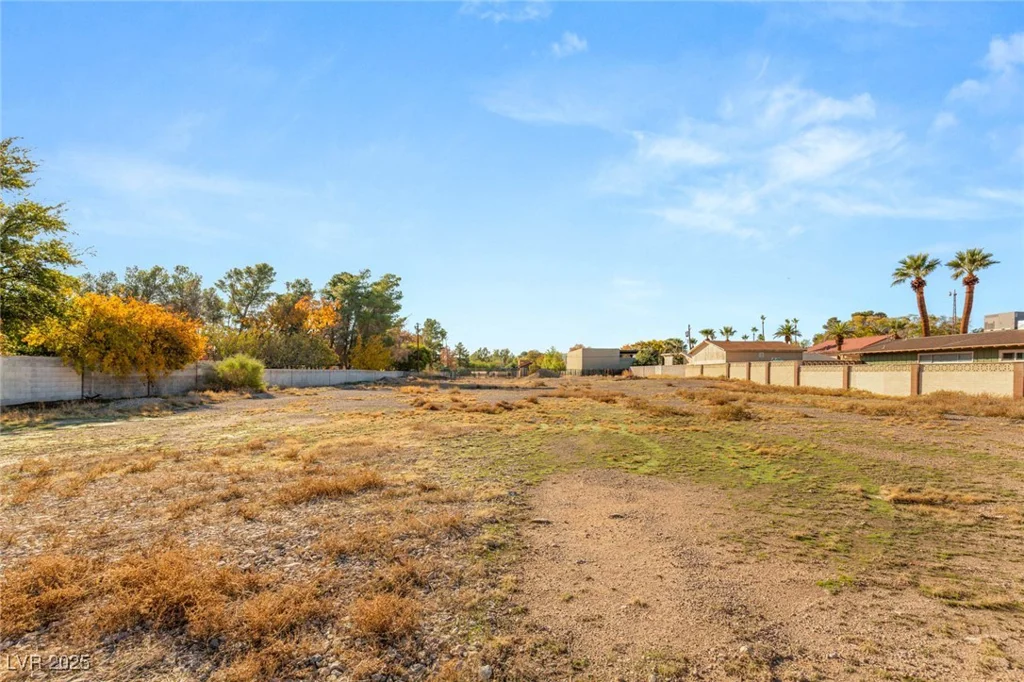 2715 Alta, Las Vegas, NV 89107