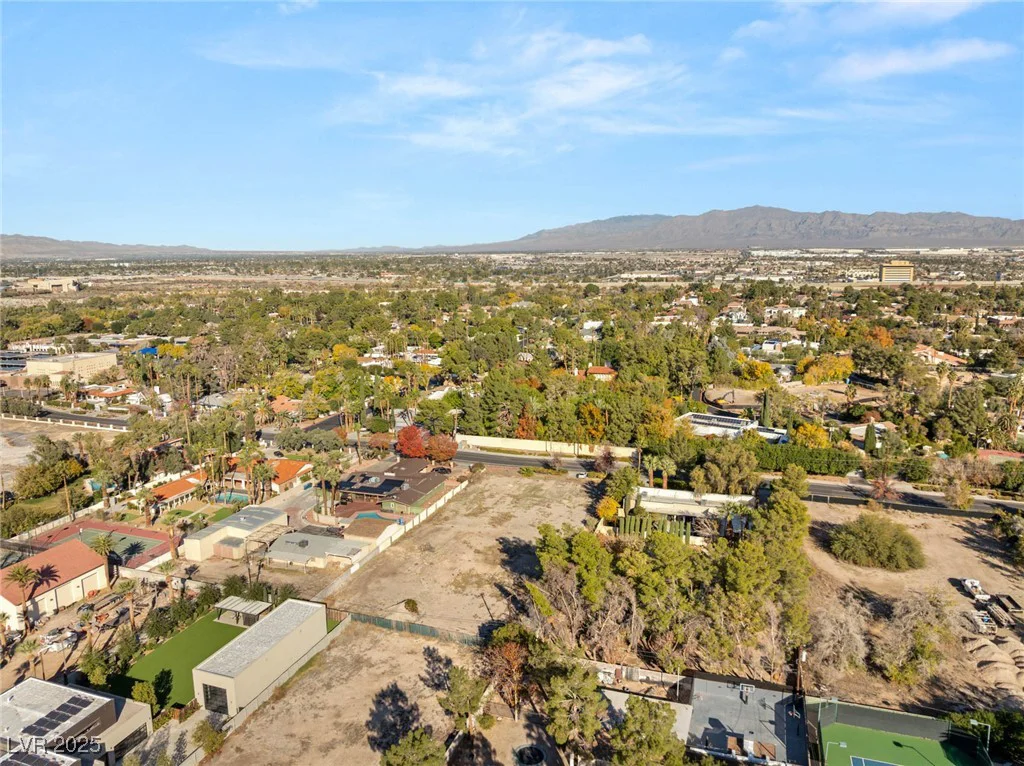 2715 Alta, Las Vegas, NV 89107