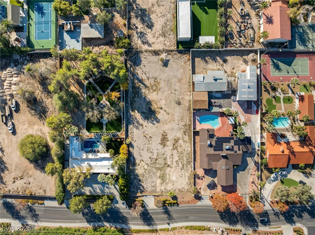 2715 Alta, Las Vegas, NV 89107