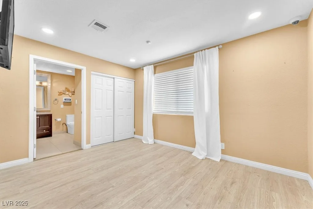7830 Spencer, Las Vegas, NV 89123
