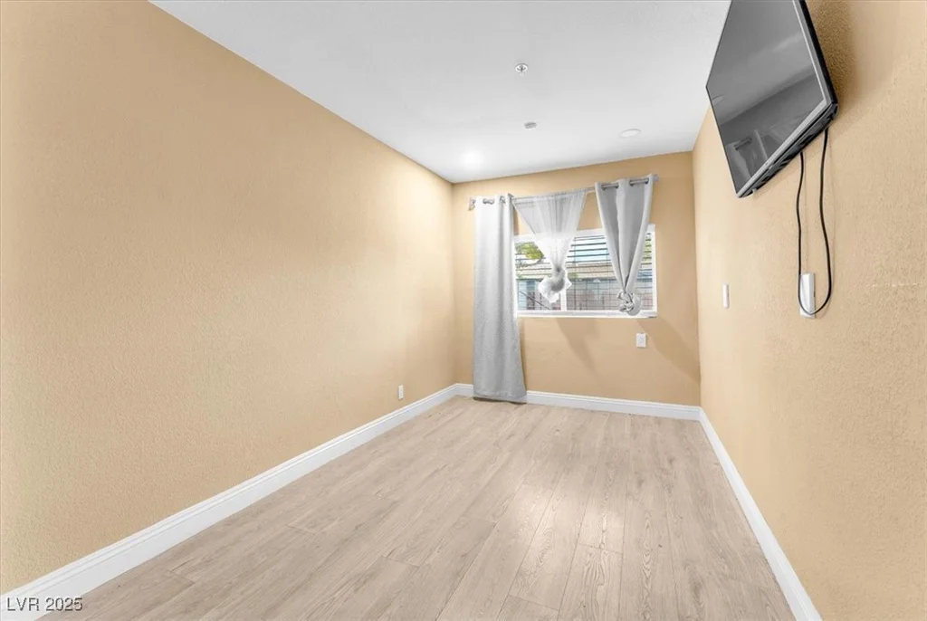 7830 Spencer, Las Vegas, NV 89123