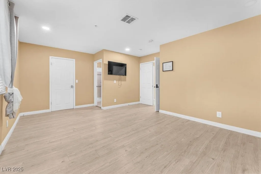 7830 Spencer, Las Vegas, NV 89123