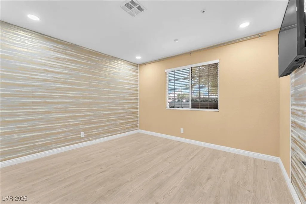 7830 Spencer, Las Vegas, NV 89123