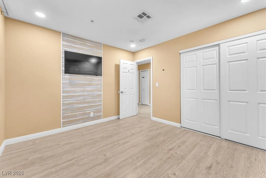 7830 Spencer, Las Vegas, NV 89123