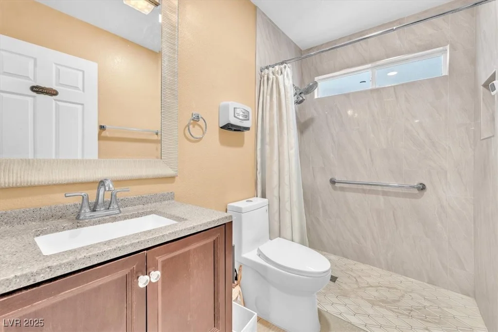 7830 Spencer, Las Vegas, NV 89123