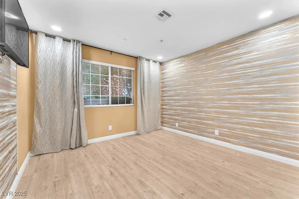 7830 Spencer, Las Vegas, NV 89123