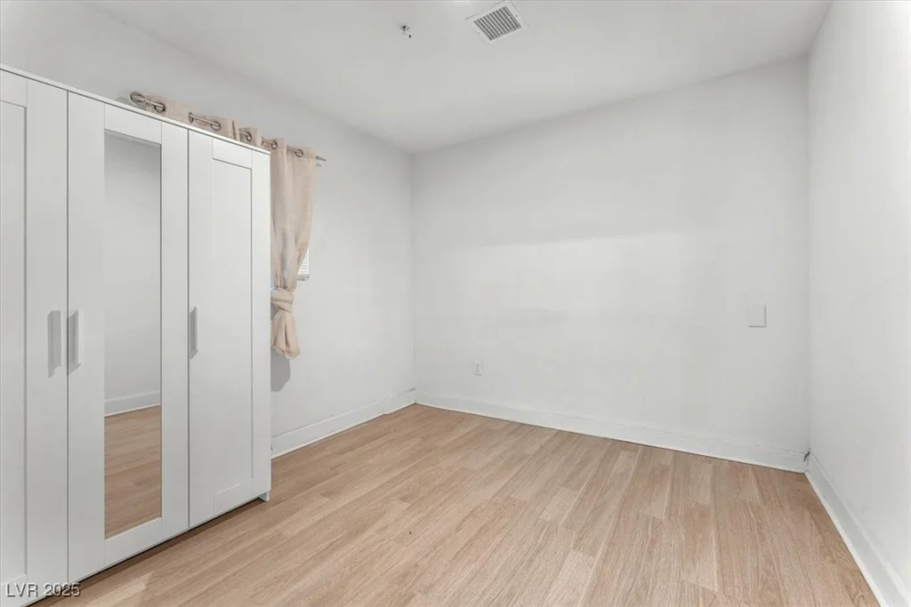 7830 Spencer, Las Vegas, NV 89123
